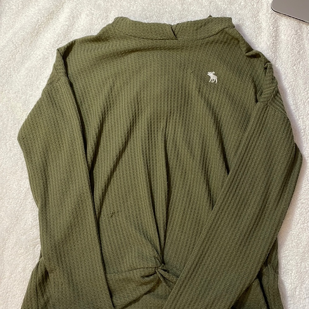 Abercrombie green long sleeve shirt